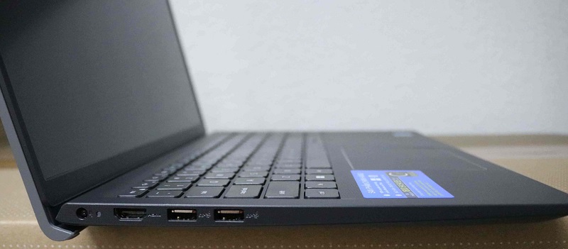 Dell Inspiron 3520 Core i7-1255U