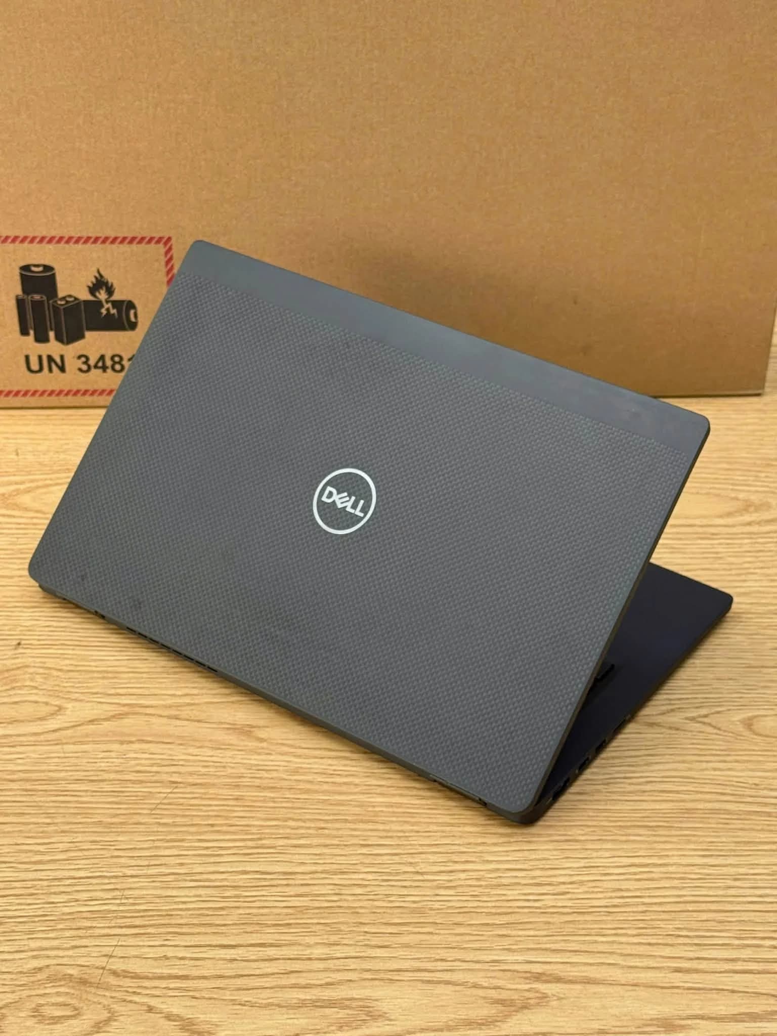 Dell Latitude 7410 - Carbon