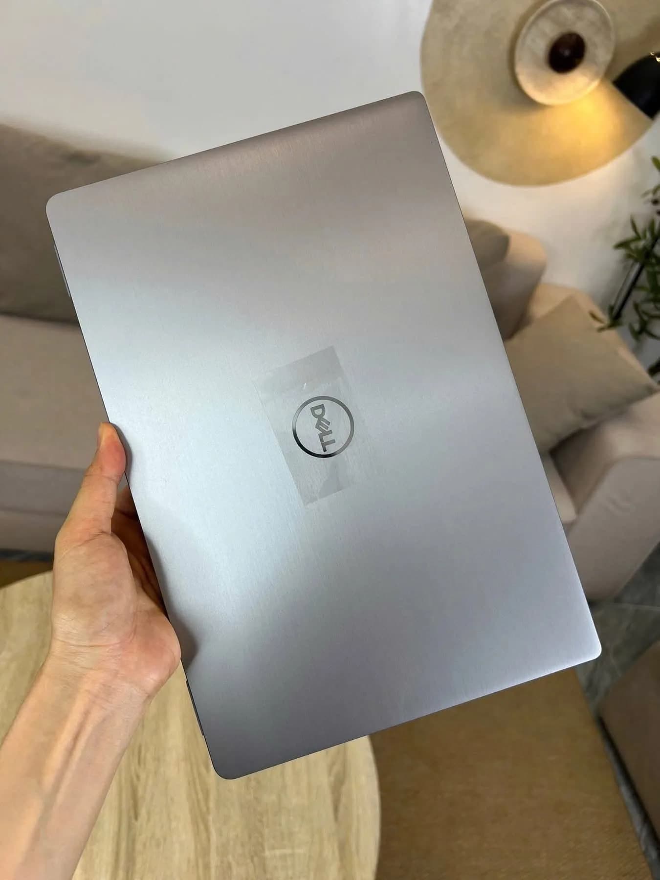 Dell Latitude 7420